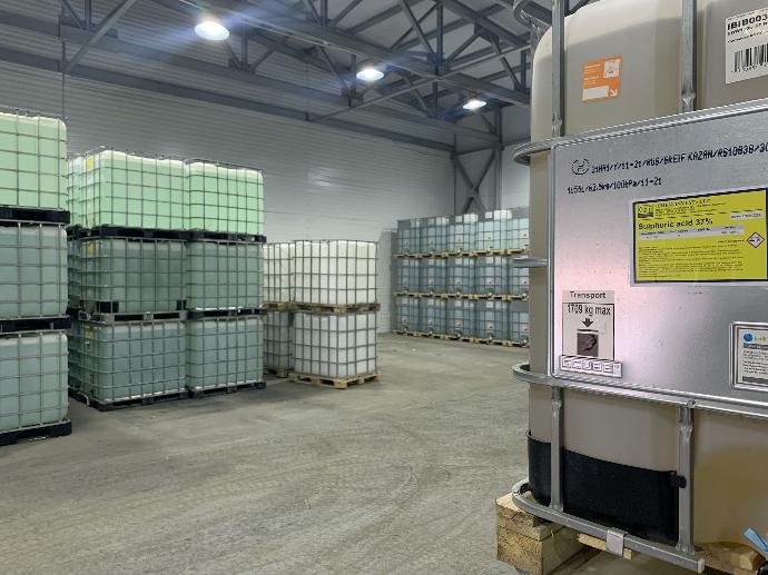 Chem-Invest warehouse for storing chemical reagents Chem-Invest warehouse for storing chemical reagents